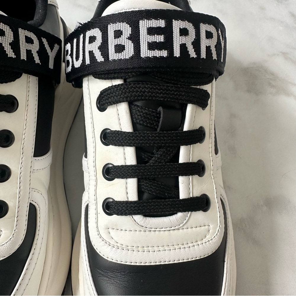 Burberry Ronnie Two Tone Black Optic White Leather Sneakers EU 41 - Picture 6 of 15